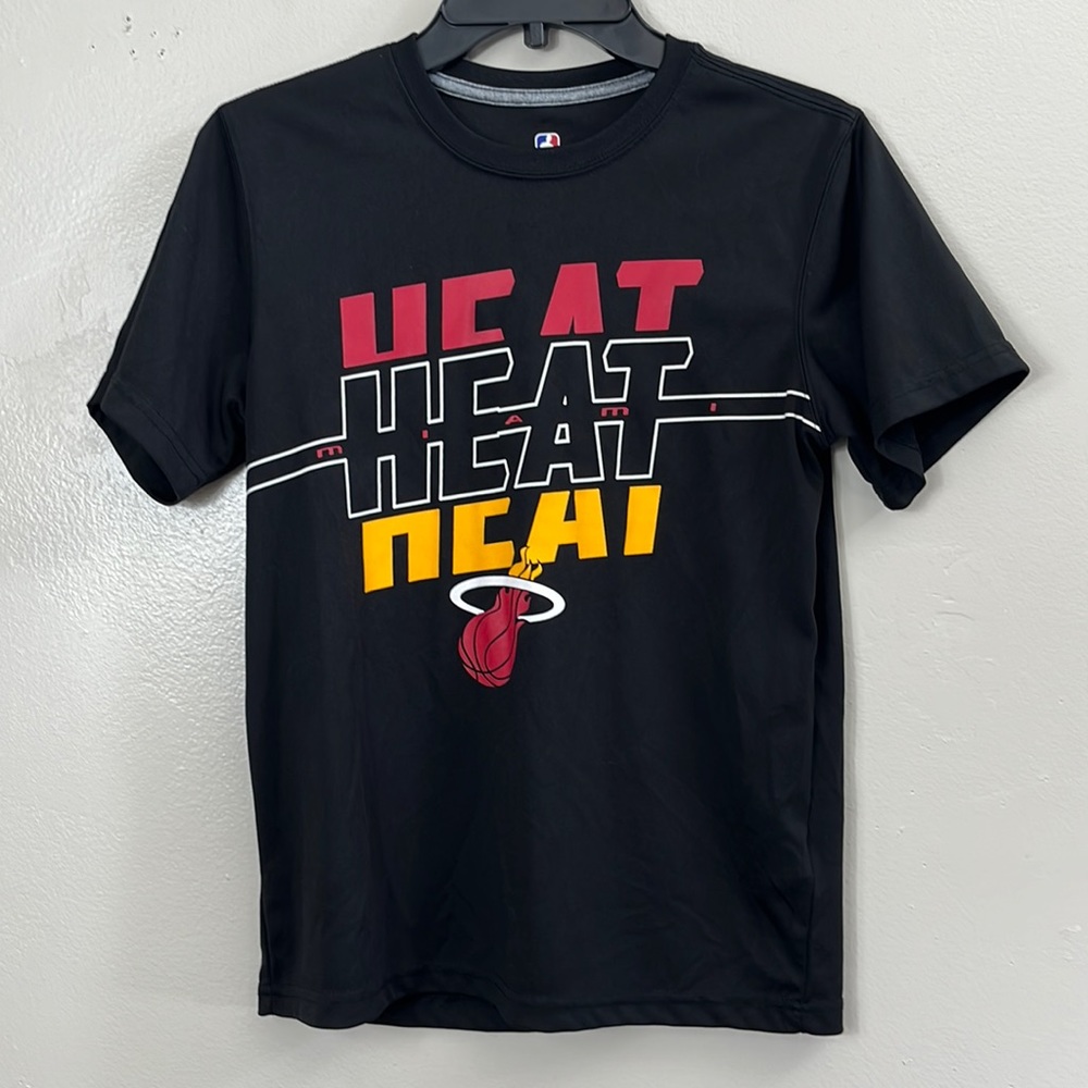 NBA Miami Heat graphic black tee kids size L 14/16